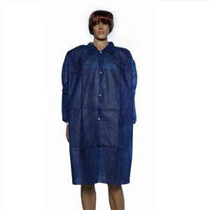 ¿Se pueden utilizar batas de laboratorio desechables en laboratorios forenses?